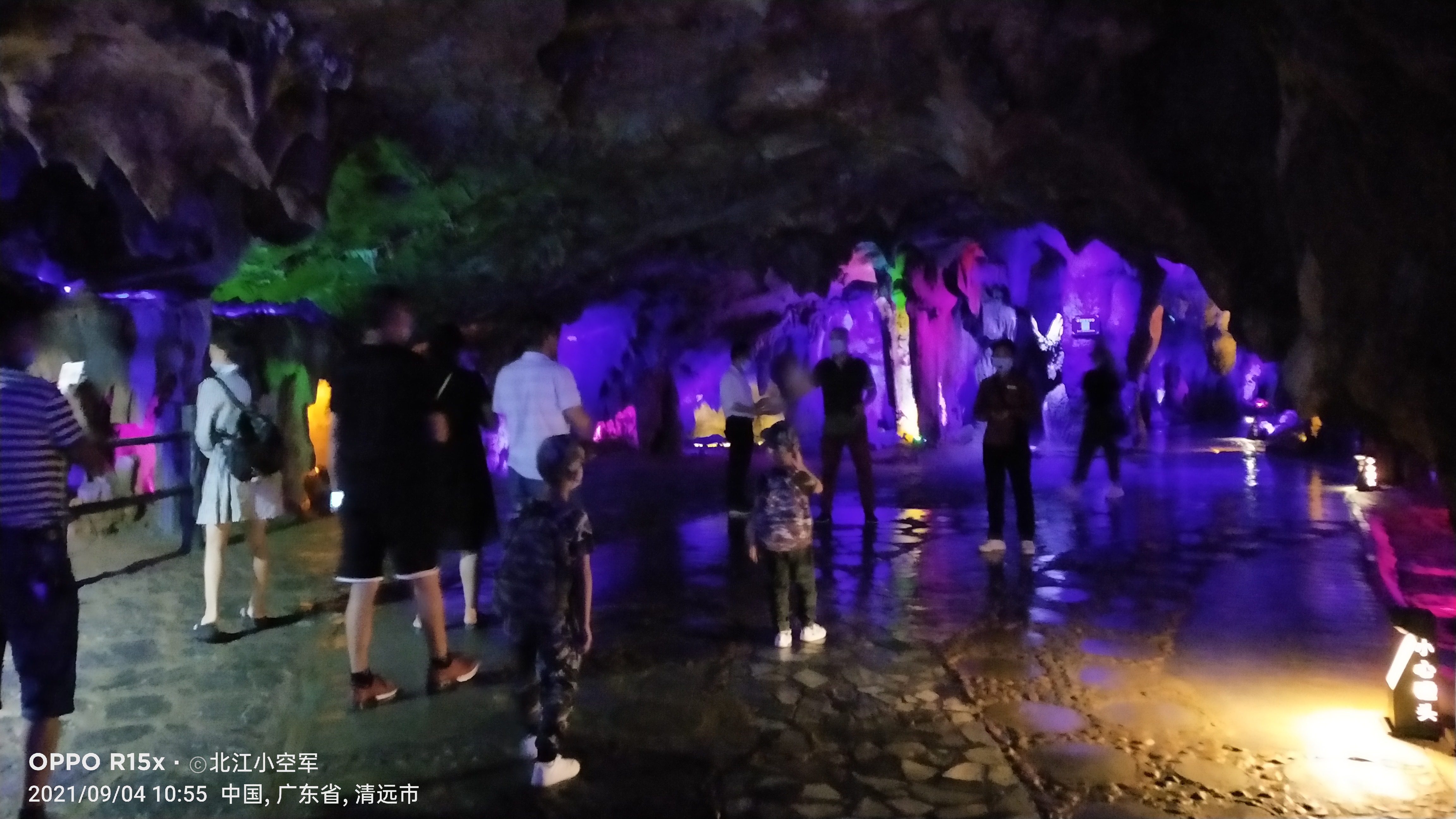 宝晶宫洞,探秘宝石矿洞