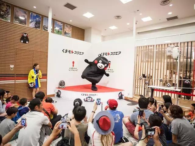 熊本熊真身零距离接触,观看表演,还有熊本限定套餐好吃好喝