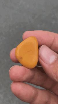 和田玉鸡油黄属于什么档次,和田玉的极品是鸡油黄