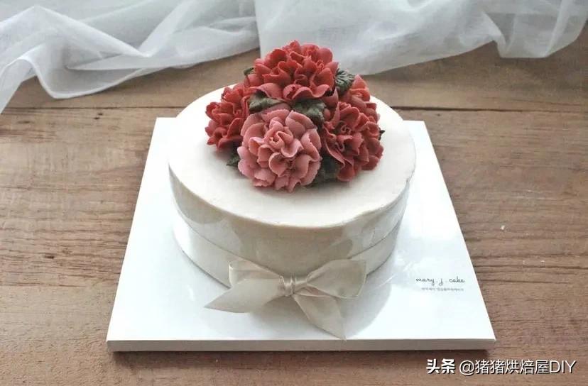 给妈妈送什么礼物最好康乃馨,康乃馨母亲节礼物多少朵