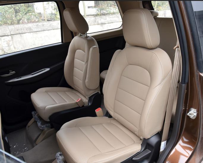 五菱宏光1.5自吸测评,五菱宏光经典款国六1.5测评