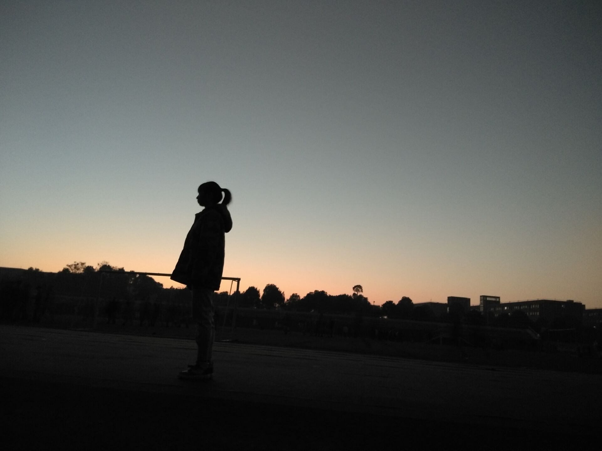 屏幕前的你别忘记努力的初衷,屏幕前的你还要和我一起努力吗