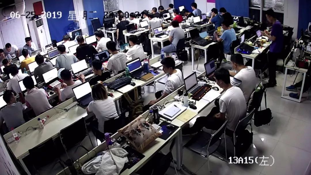 我从月薪2000到年入百万,我从月入3000到年薪百万