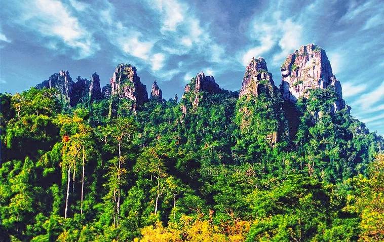 海南前十名的山岭,海南岛上有什么山脉