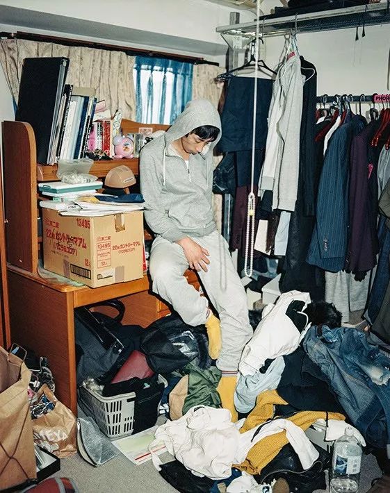 好友自杀后，他独自探访自杀胜地，有惊人发现