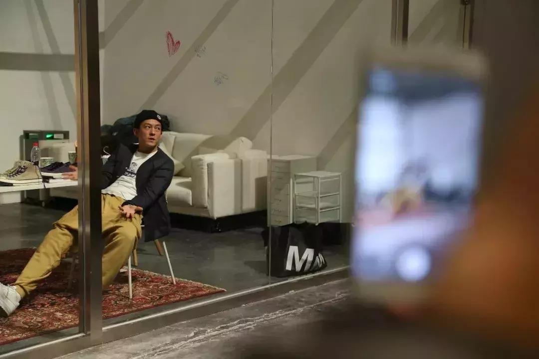 *照门艳**十年群像：阿娇大婚，张柏芝生三胎，陈冠希在等一个道歉