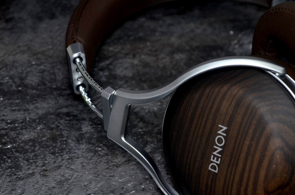 堪称直推旗舰的大耳，日系老厂的经典款DENON天龙AH-D5200
