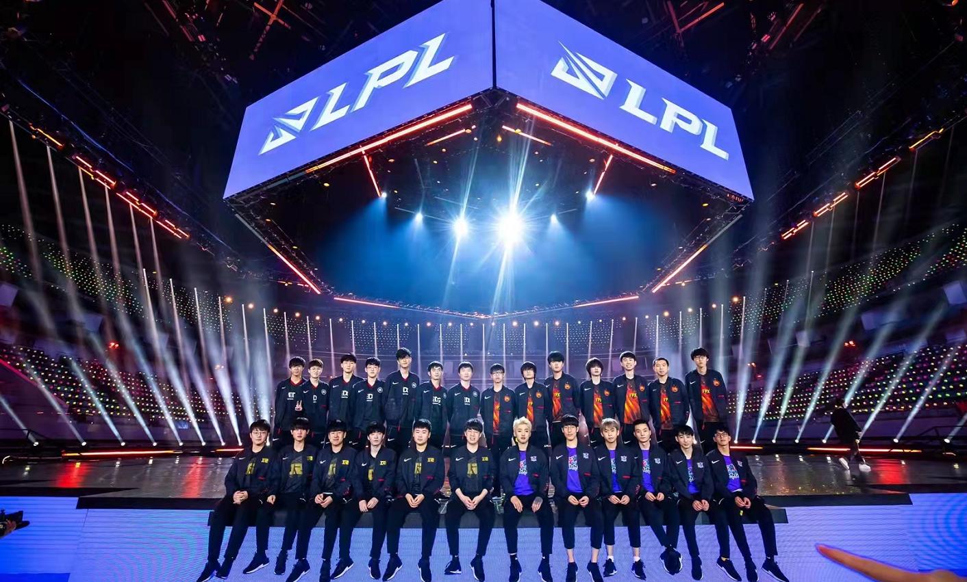 冰岛s11比赛现场直播,s11冰岛世界赛