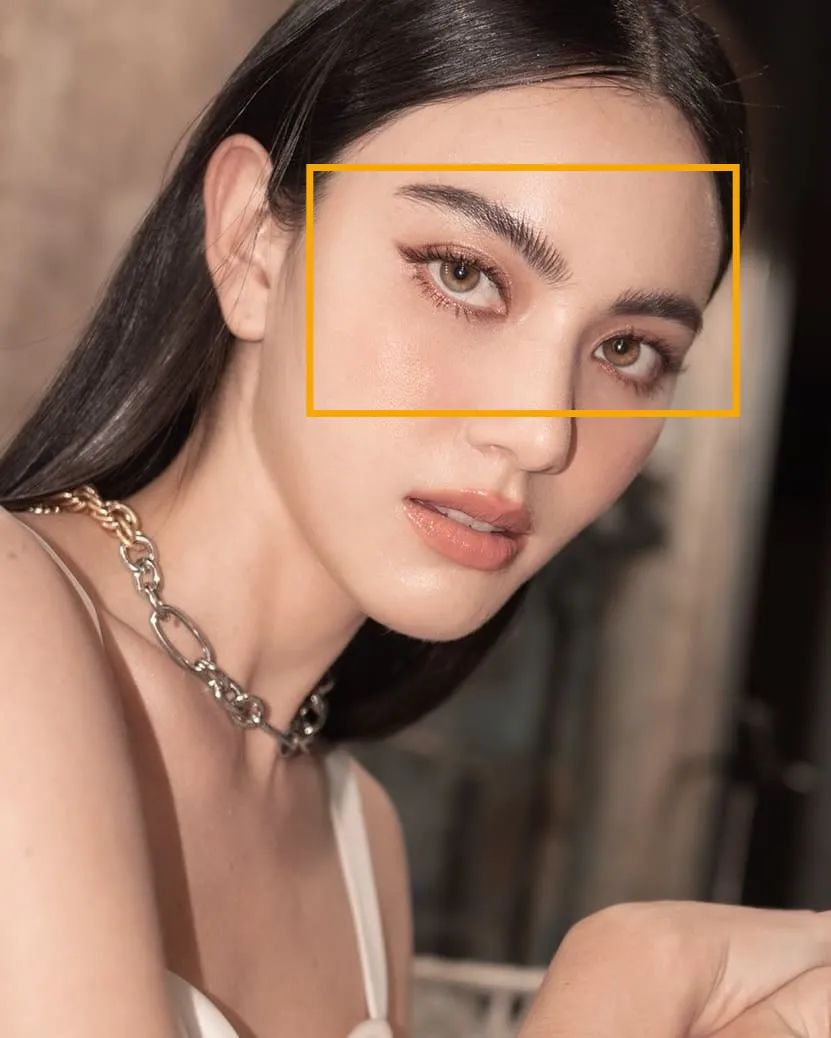 被称作泰国最美小花的90后，画上这个妆连Lisa都要被比下去