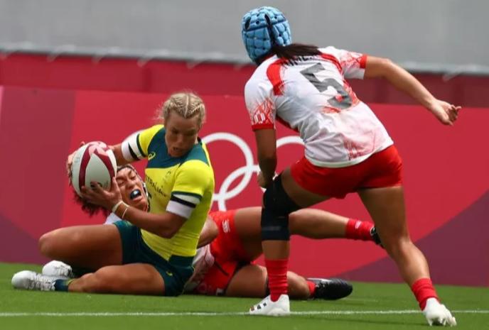 孙颖莎夸赞伊藤美诚,孙颖莎和伊藤美诚台下互动