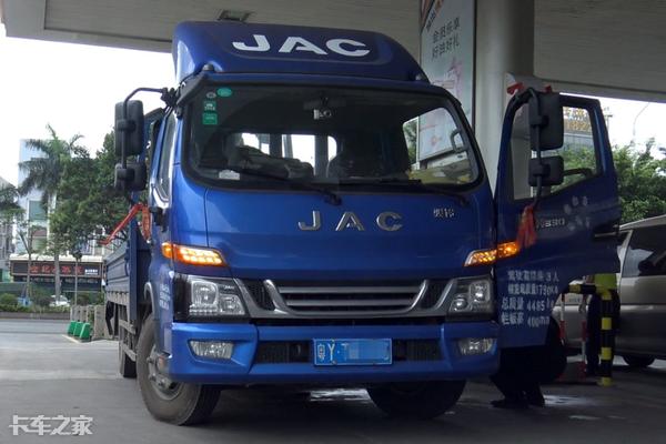 2.5l发动机对比1.5t发动机,2.5l自吸车对比