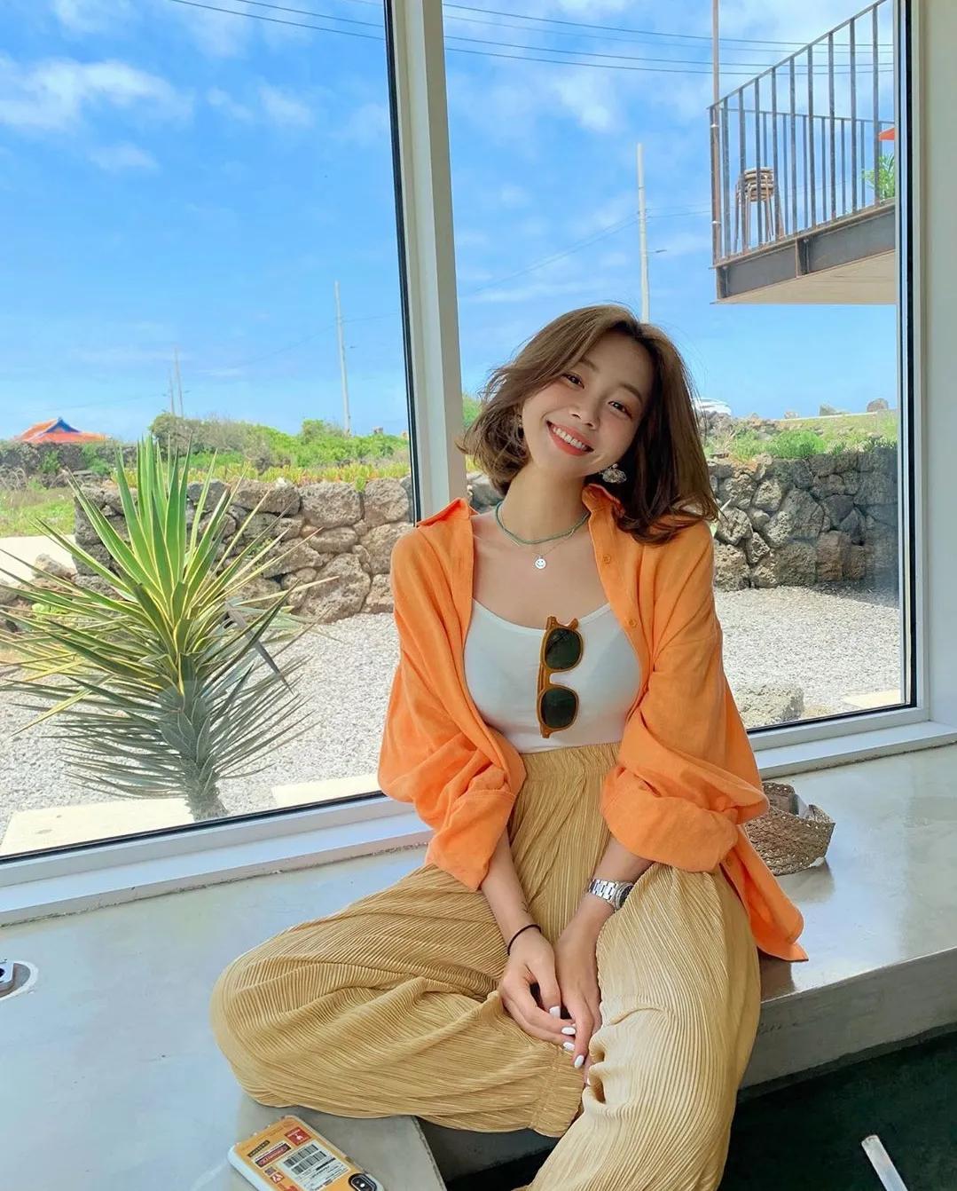 吊带黑色蕾丝穿搭,蕾丝吊带女穿搭