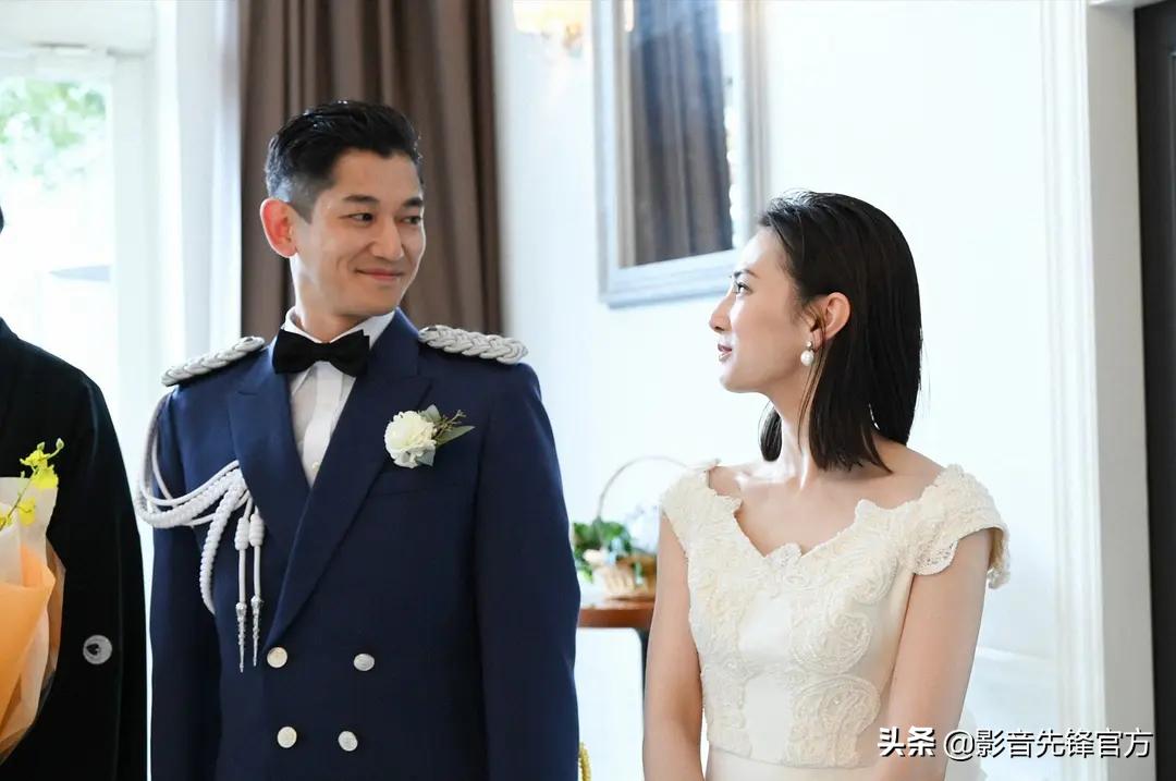 拥有“日本美人象征”称号的女神，新出的第一部剧就很抓人眼球