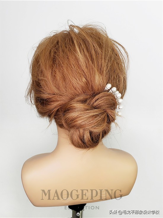 慵懒简单盘发,慵懒简单低马尾