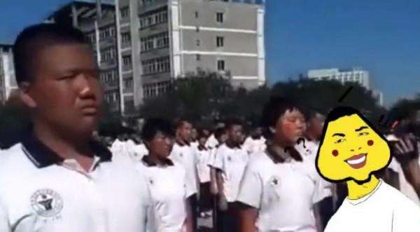 长臂猿女生,长臂猿女孩