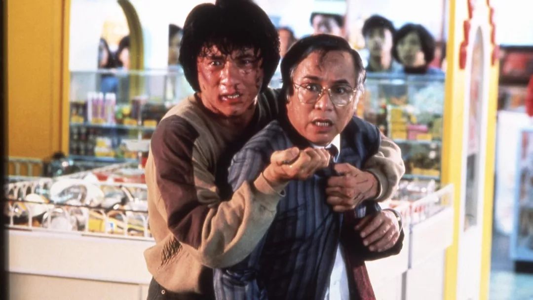 香港经典电影成龙警匪片,最老的成龙警匪片