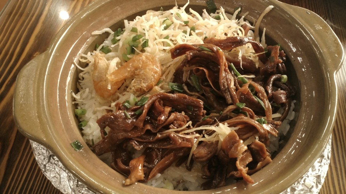 中山崖口美食推荐,崖口村煲仔饭云吞团购