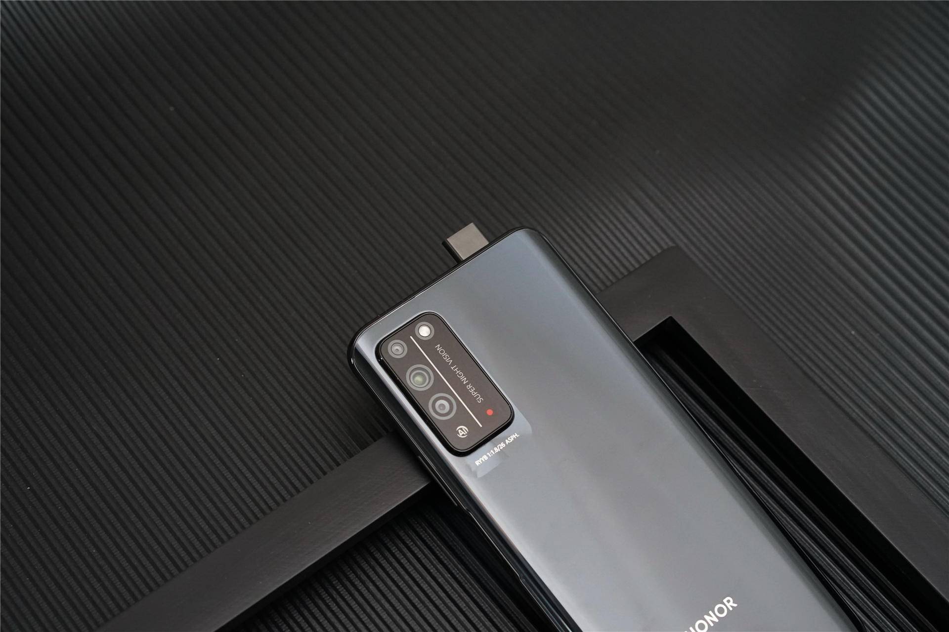 入门级5g手机推荐荣耀x10,荣耀x10是5g手机价格为什么这样低