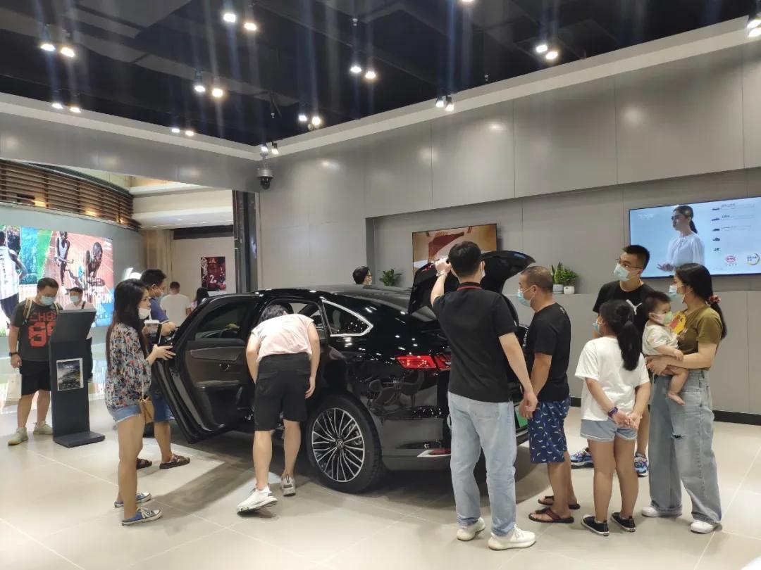 比亚迪欢乐海岸体验中心,欢乐海岸比亚迪展车