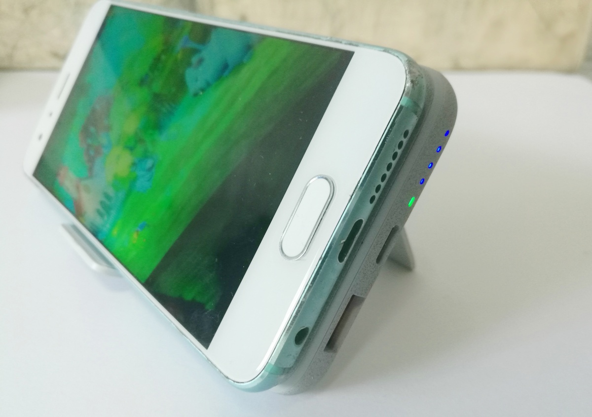 别用爱发电了南卡无线充电宝时时满电