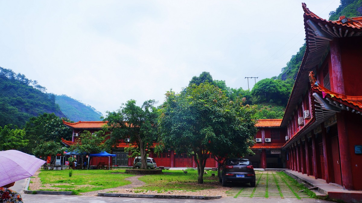 四大美女之一的杨贵妃死于哪里,杨贵妃故里的历史