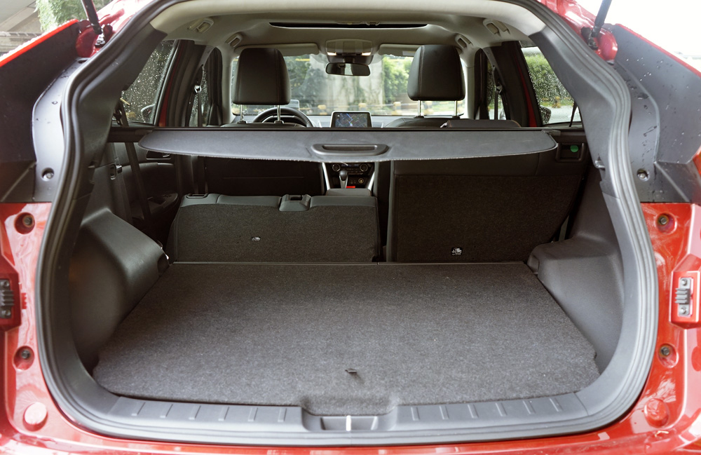 广汽三菱欧蓝德2.4四驱五座咋样,广汽三菱欧蓝德2.4五座顶配四驱