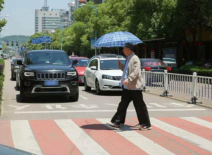 你这是怎么开车呢?再这么下去迟早被KO