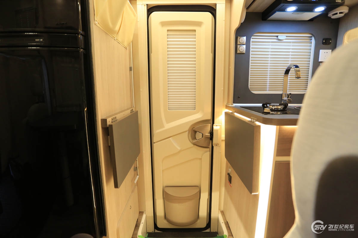 亚特b型房车最新款,10年的房车