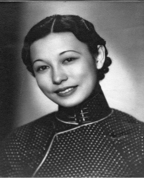 从贵族小姐沦落到乡下喂猪、刷马桶,替夫还债,她的优雅让人心疼