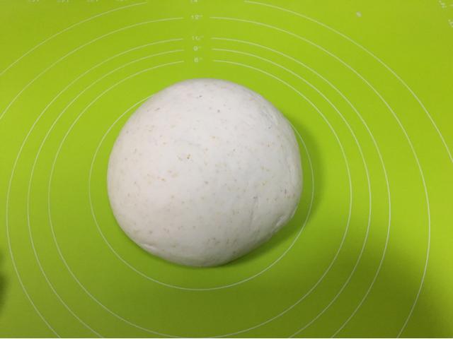 自己蒸的馒头有嚼劲不蓬松,自己蒸的馒头有点粘是怎么回事