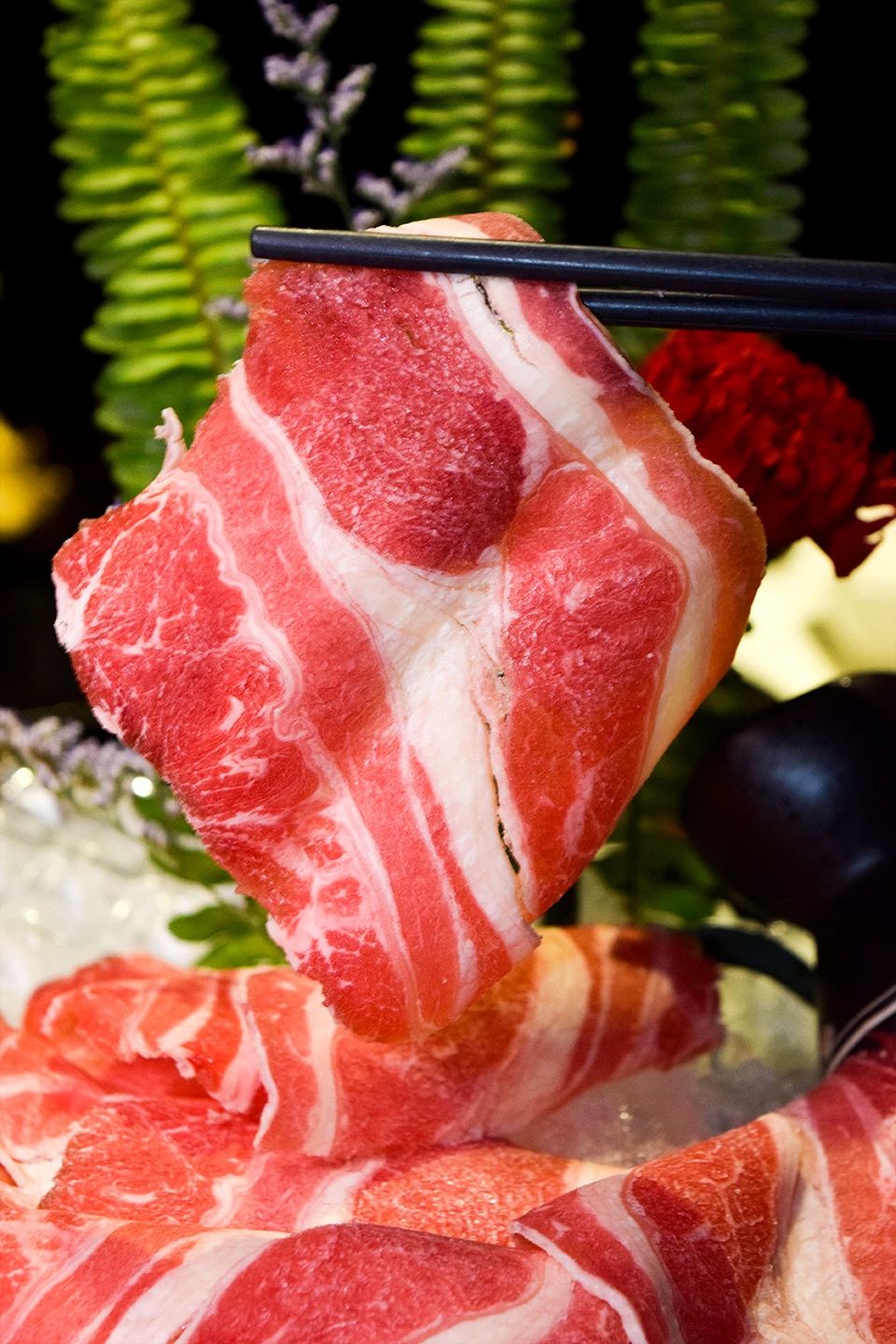 火锅还能喝汤？！征服无数街坊的火锅届黑马，十万份肥牛免费送！