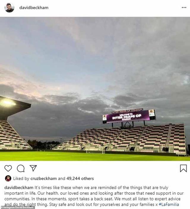 贝克汉姆脚功,贝克汉姆光脚踢球