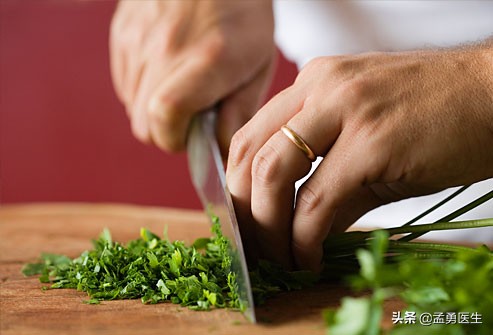 如何通过运动降低心率和血压,年轻人通过运动血压会降低吗