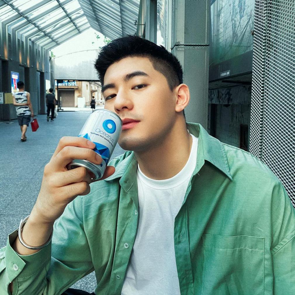 栗子头发型男2020流行发型教程,栗子头发型最流行