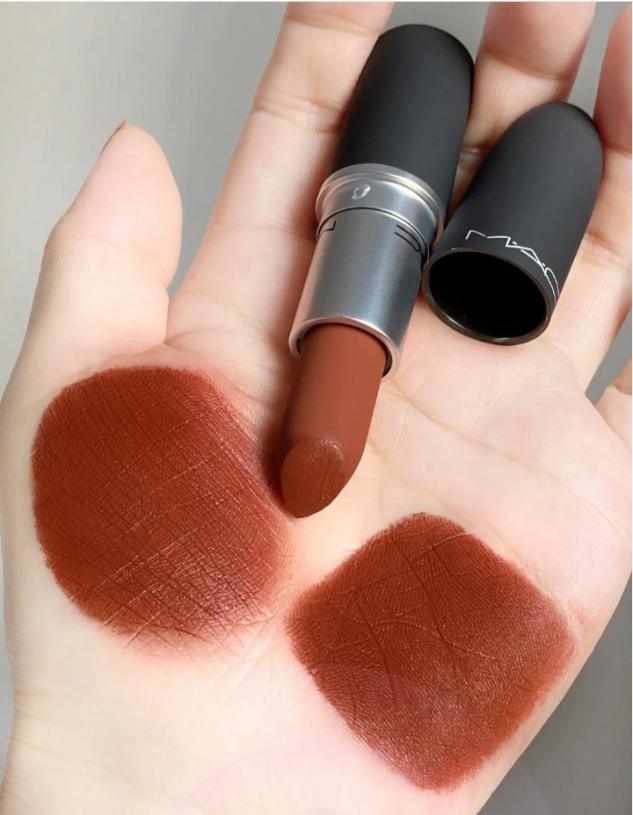 不知道选什么颜色的口红合适,今春必入的口红好看到爆