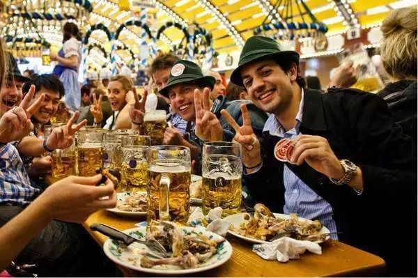 啤酒节怎么搞,啤酒节青岛怎么玩