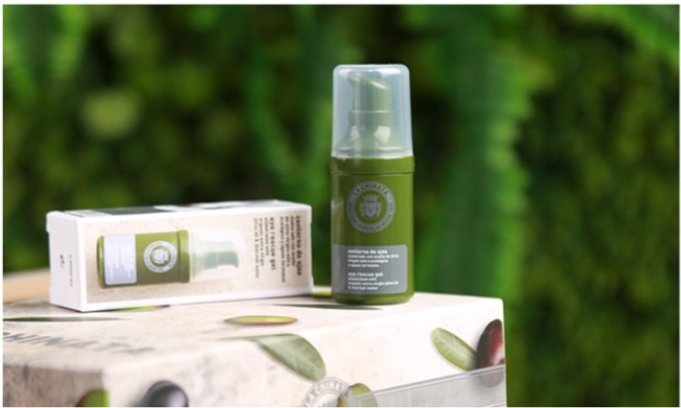 张馨予超爱的品牌！99元的眼霜，就能改善黑眼圈、干纹！