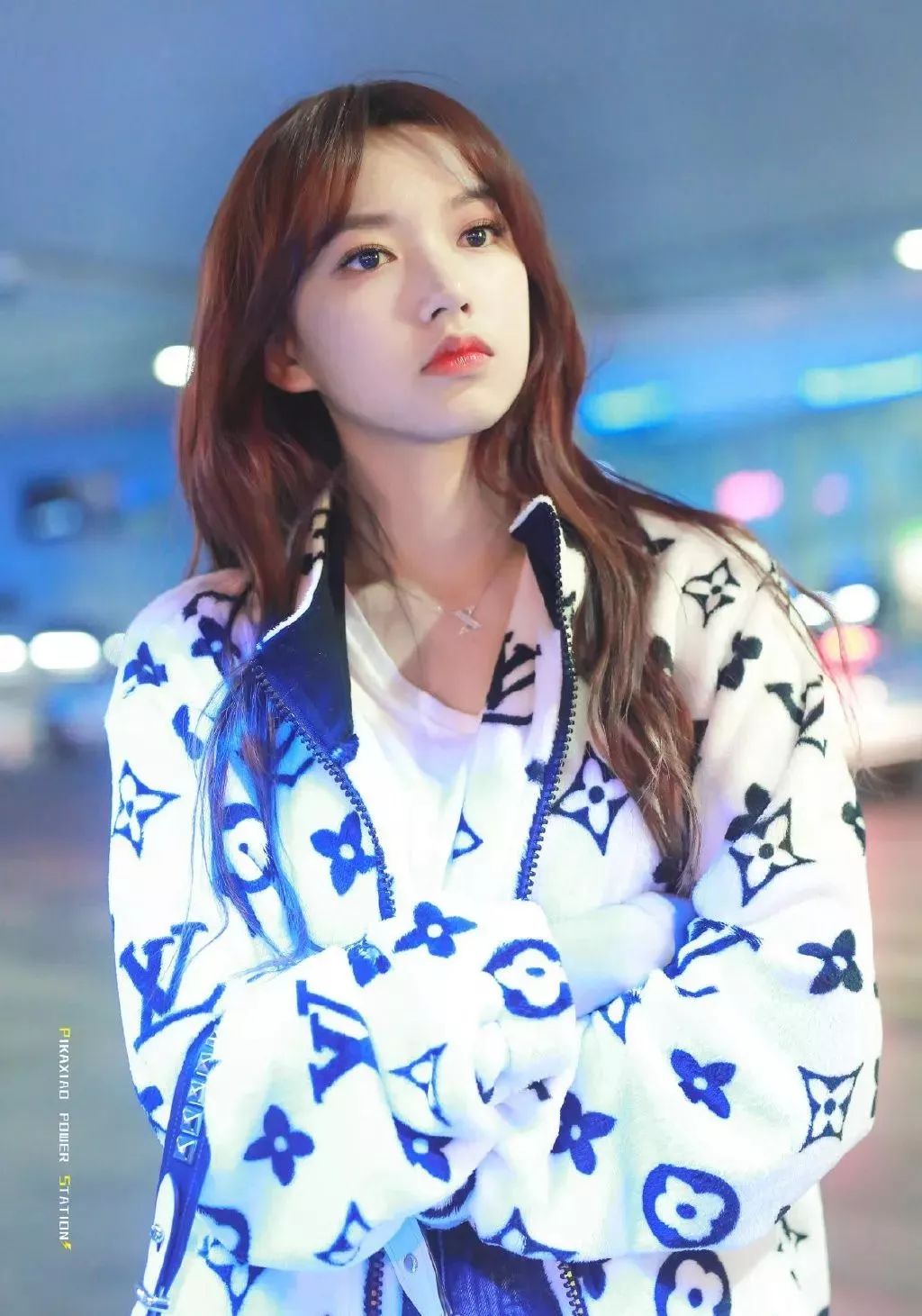 这周女艺人们传来啥潮流尖儿货刘雯我锁了