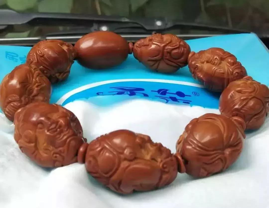 橄榄核盘污了怎么办,橄榄核脏了用什么清理