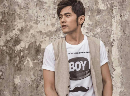 周杰伦谈华晨宇的歌,华晨宇和周杰伦谁的音乐才华更高