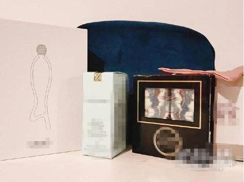 明星工作室的新年礼盒怎么买,杨幂易烊千玺贺岁短片