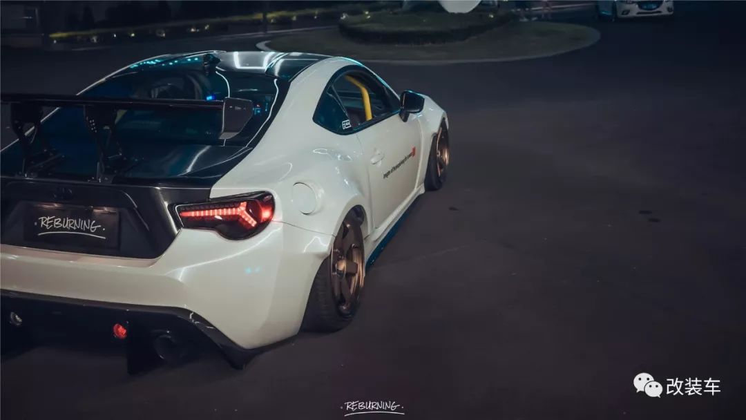 丰田86改装气动宽体包围,丰田86改装全过程