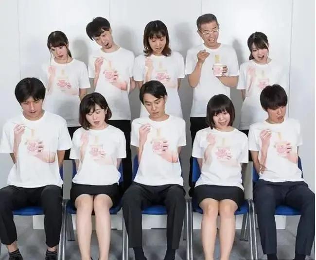 日清最火的广告,日本日清广告