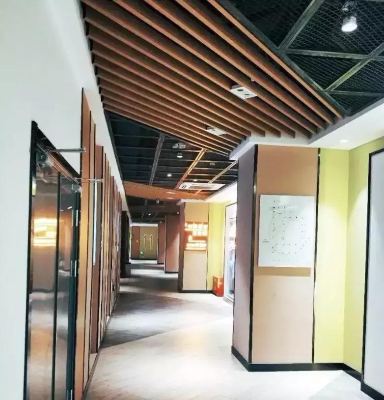 我知道，那条湖南路，就像青春一样回不来