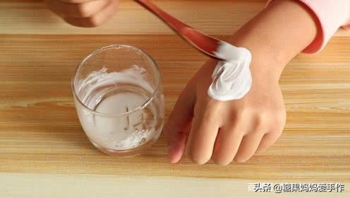 水晶泥弄头发上怎么去除小妙招,水晶泥弄到头发怎么弄