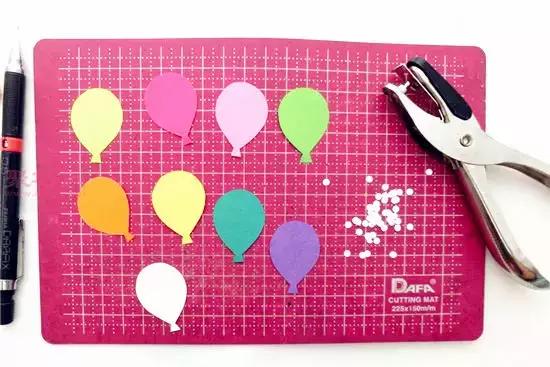 幼儿园气球手工贴画,气球创意手工