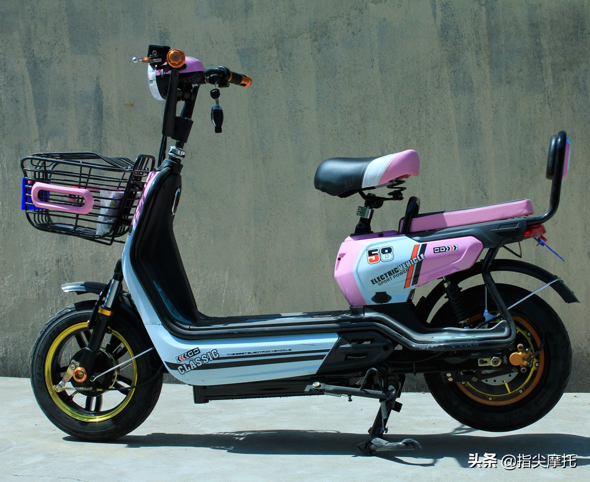 电动车显示满电充不进去,电动车显示充电满但是走不了