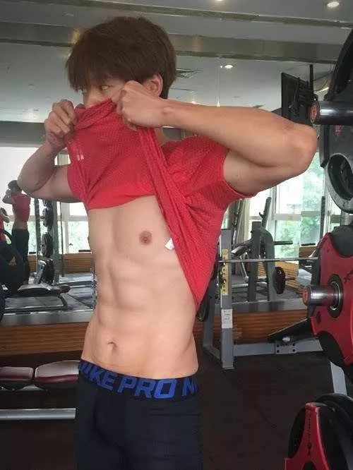 韩商言的腹肌,韩商言腹肌杀