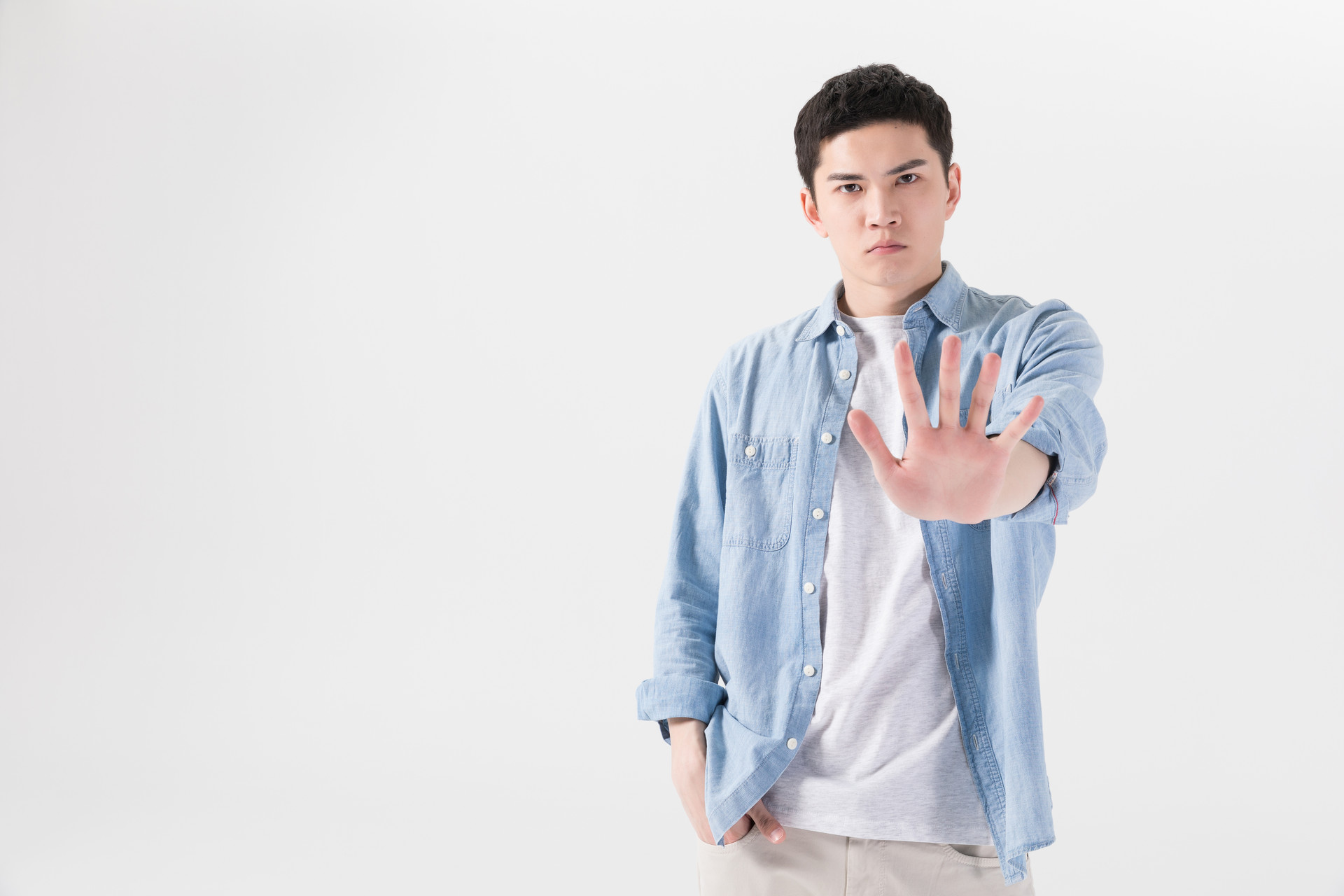 工作循规蹈矩是好话吗,工作唯唯诺诺瞻前顾后