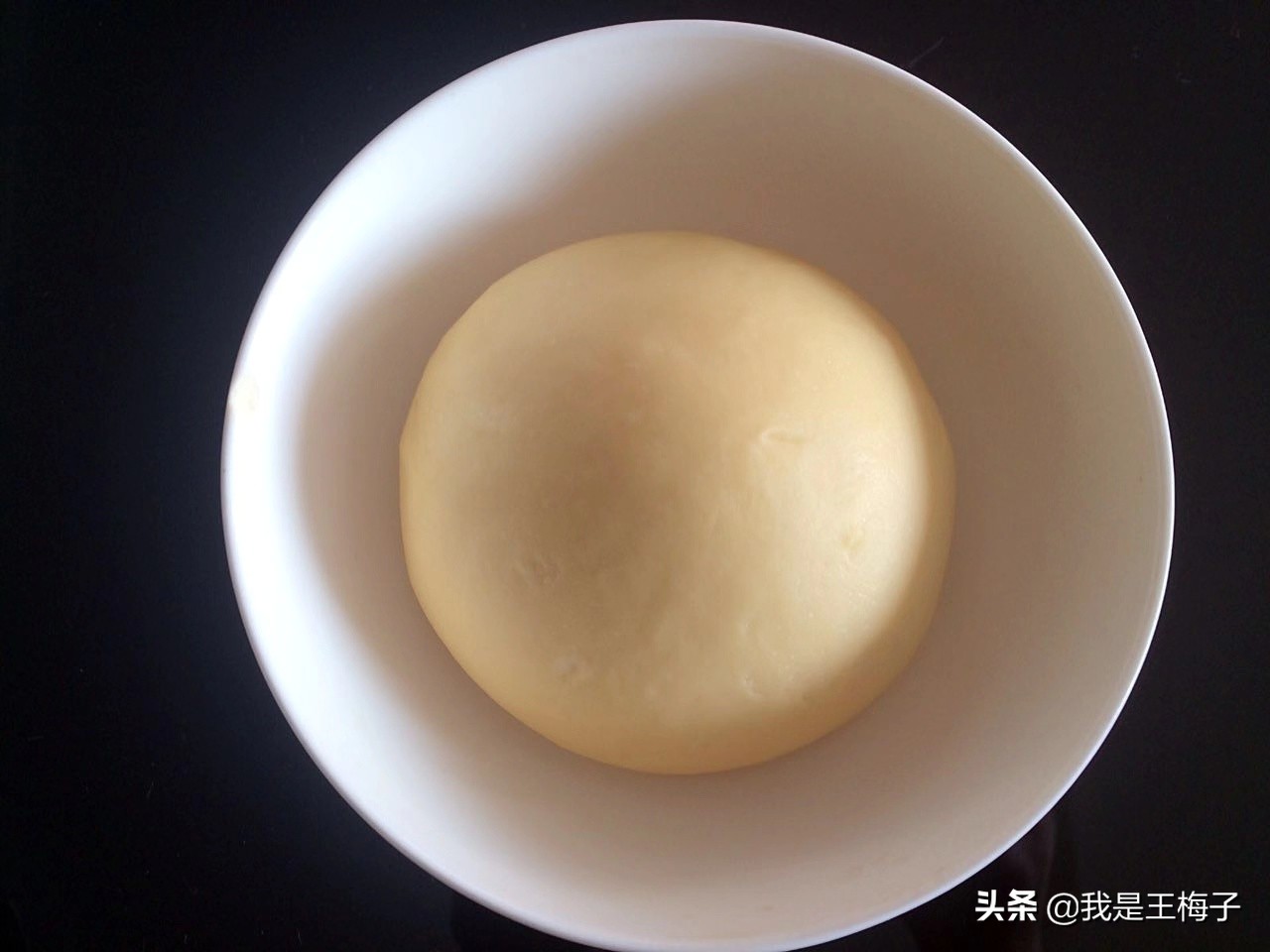 馒头只加酵母泡打粉怎么才能更白,馒头加泡打粉好还是不加好